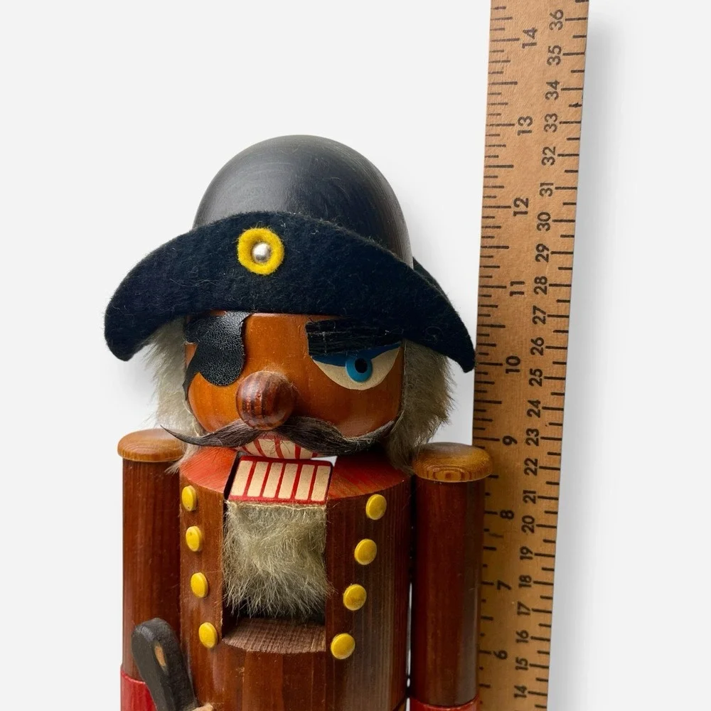 Vintage‎ Erzgebirge Nutcracker Pirate German Musket Gold Bag Wood Eye Patch 13